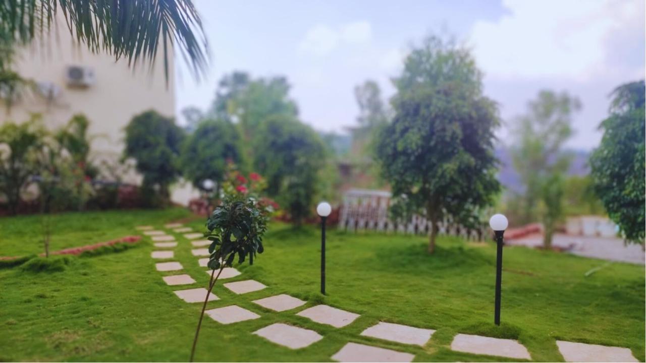 Strawberry County Panchgani Exterior foto
