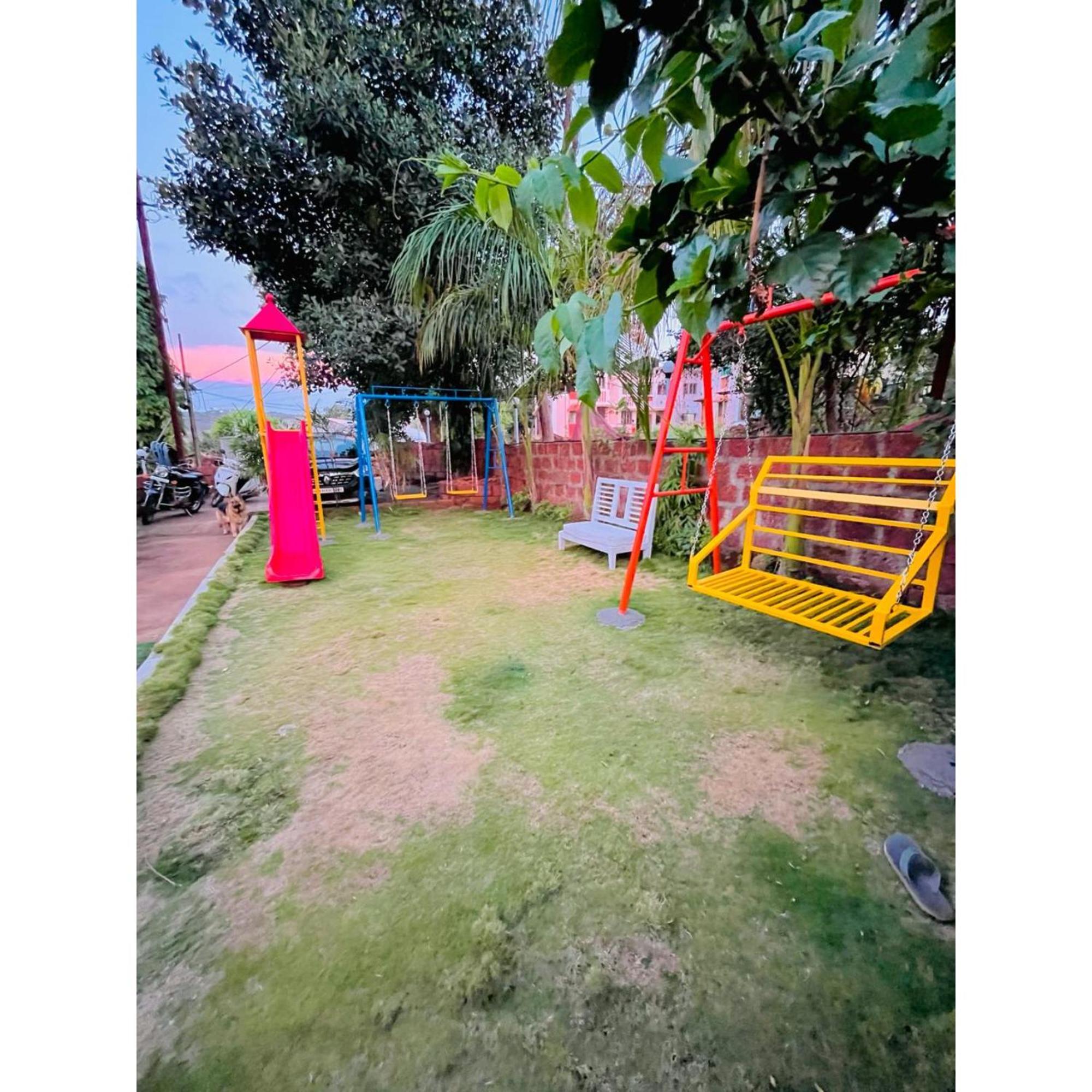 Strawberry County Panchgani Exterior foto